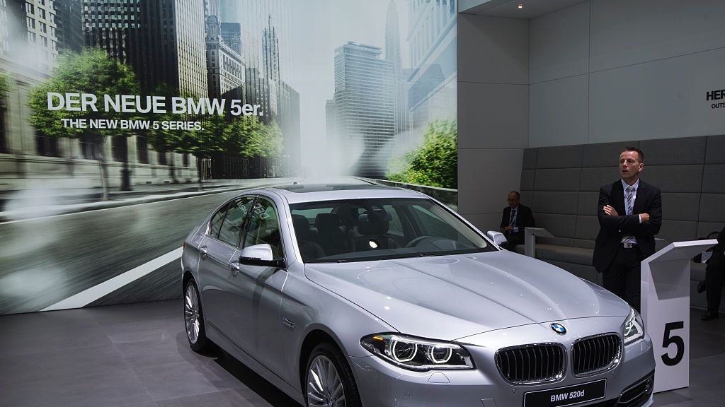 Polskie ambasady i konsulaty sprzedają auta, m.in. marki BMW (zdjęcie ilustracyjne)