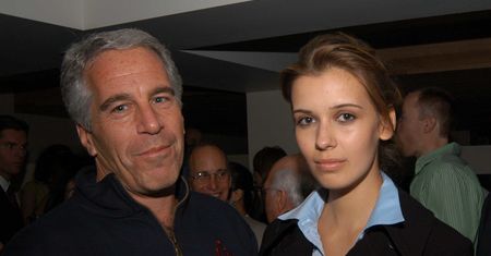 Jeffrey Epstein i jego krąg. Polska modelka Adriana Mucińska Ross rzekomo miała do niego należeć
