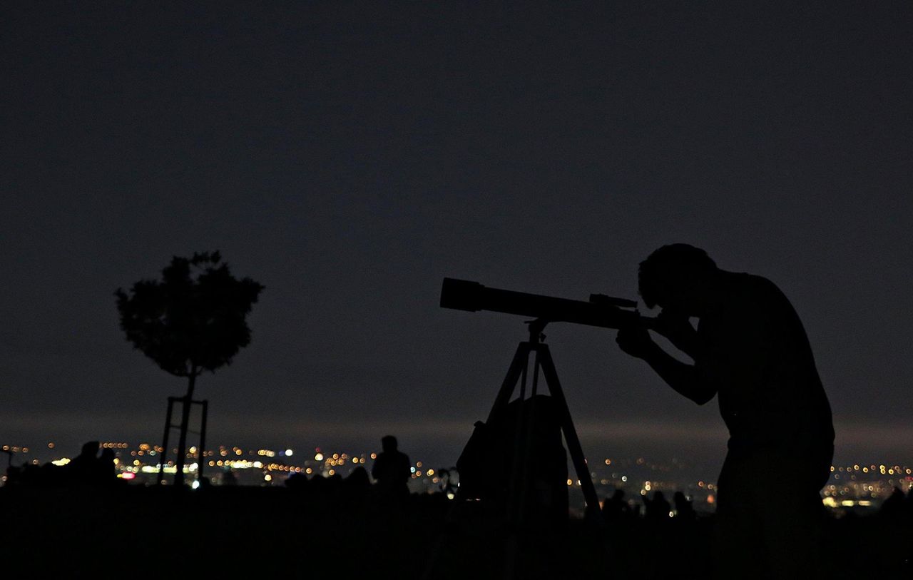 Ostrołęka: Noc Perseidów już 12.08.2025. Na wspólne oglądanie zjawiska zaprasza na plażę miejska prezydent miasta