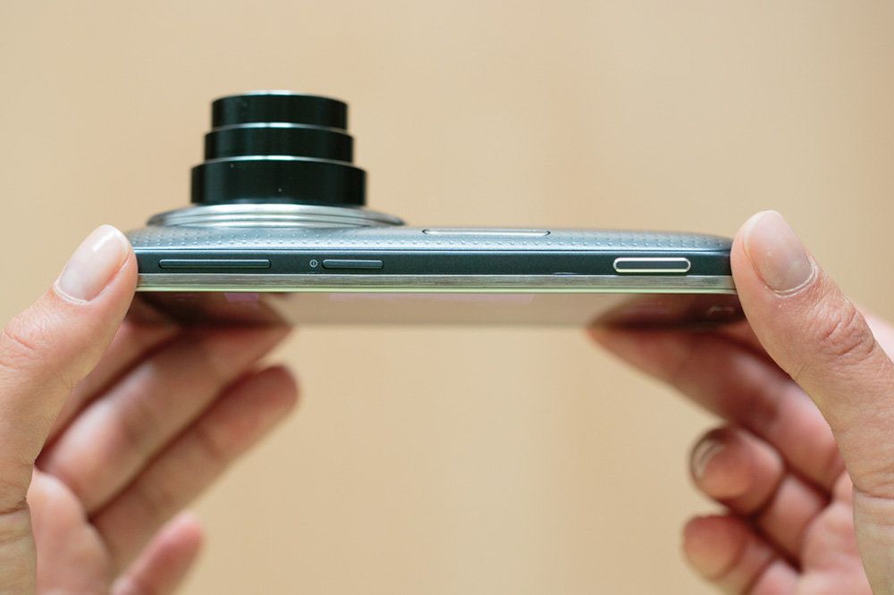 Samsung Galaxy K Zoom z 10-krotnym zoomem