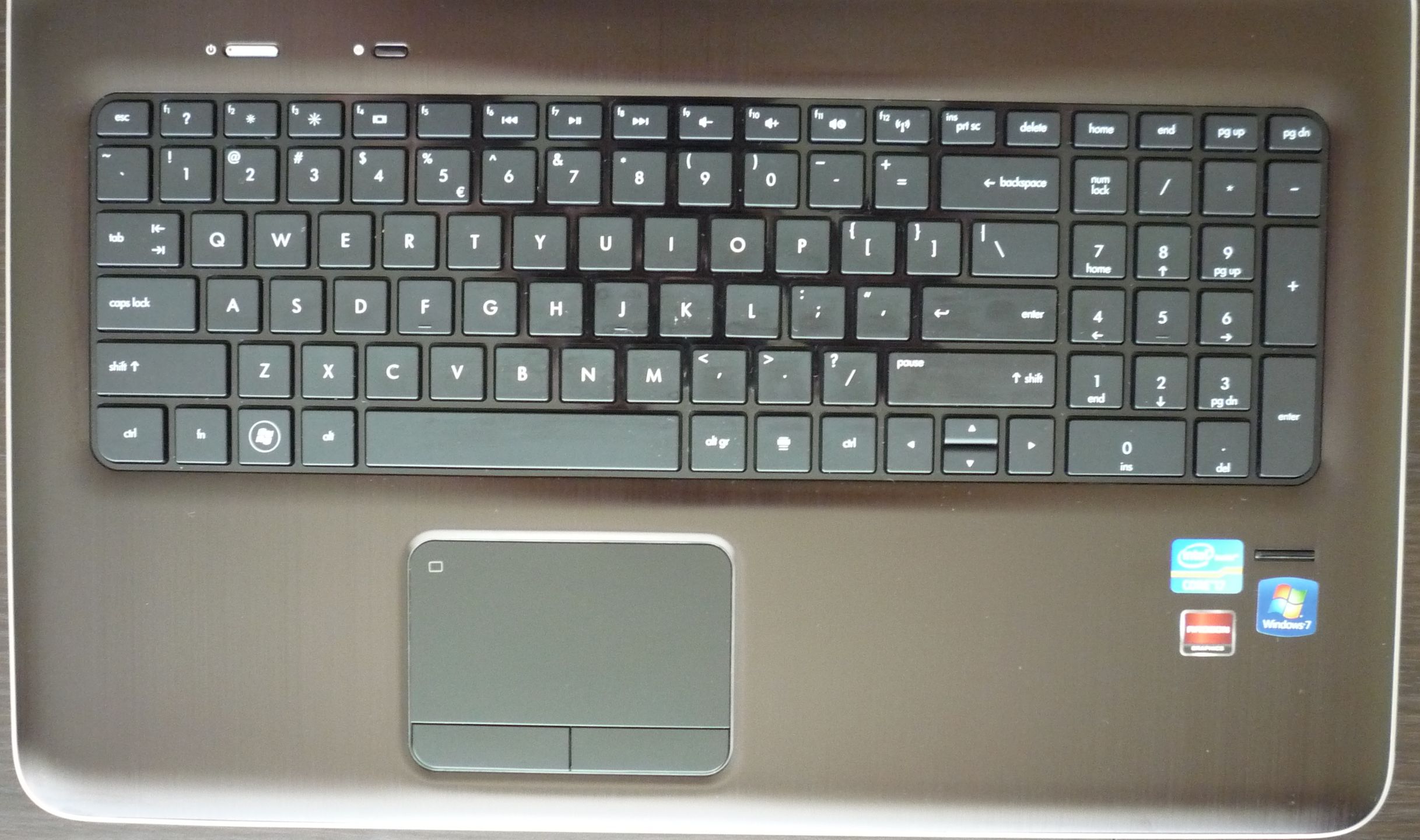 HP Pavilion dv7-6140ew - i tu kusi, i tam nęci... [test cz. 1] 10