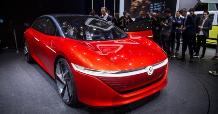 Przyszłościowy, elegancki i inteligentny. Volkswagen I.D. Vizzion redefiniuje pojęcie limuzyny klasy wyższej
