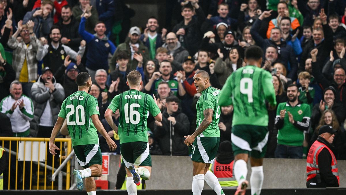 Getty Images / Ramsey Cardy/Sportsfile  / Na zdjęciu: Irlandia Północna rozbiła Bułgarię w meczu Ligi Narodów