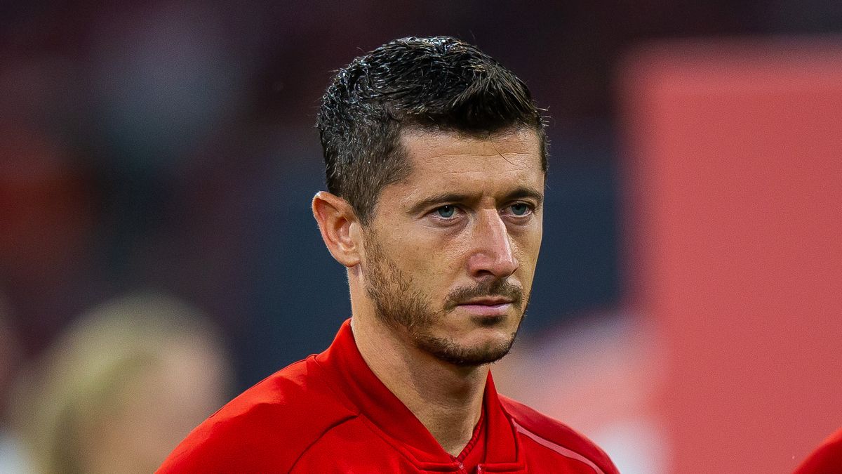 Newspix / LUKASZ SKWIOT/CYFRASPORT / Na zdjęciu: Robert Lewandowski