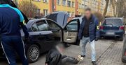 Zatrzymano Gruzinów za kradzież dużej sumy pieniędzy.