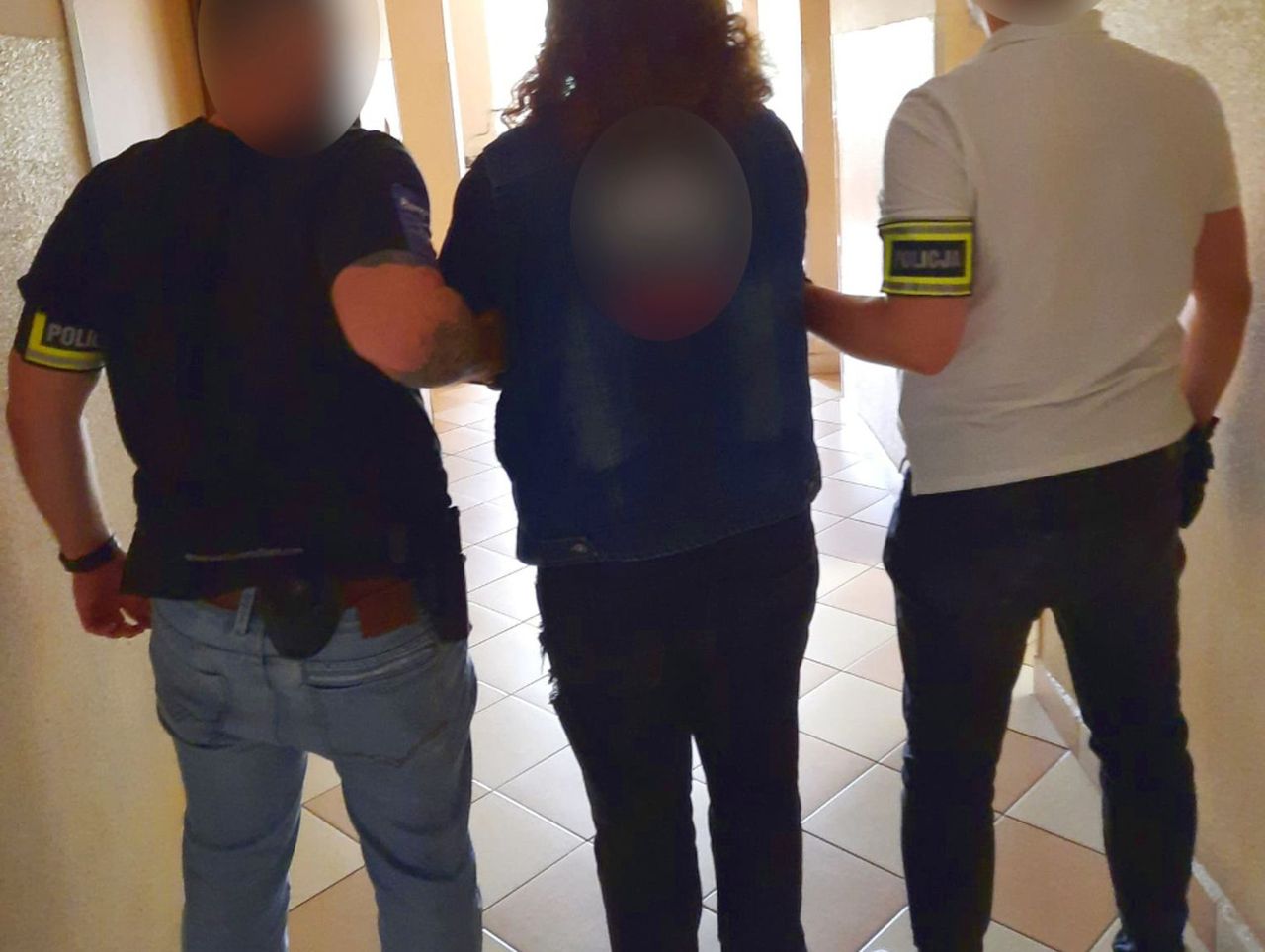 Grodzisk Mazowiecki: Właściciel biura podróży i jego pracownicy wyłudzili setki tysięcy złotych od firm ubezpieczeniowych