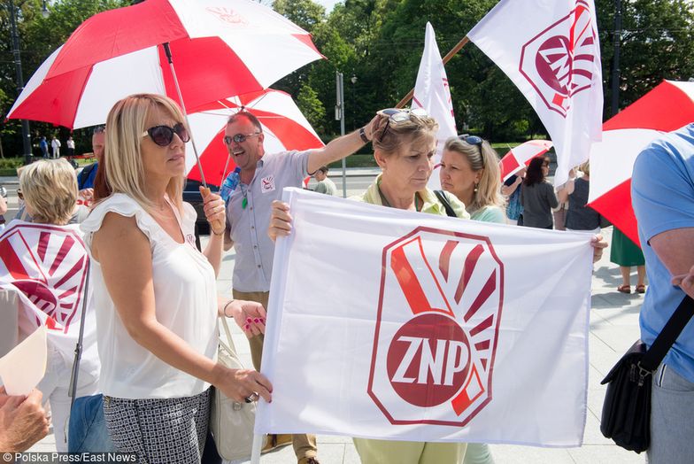 W poniedziałek protest nauczycieli. "Ostatnie podwyżki 5 lat temu"
