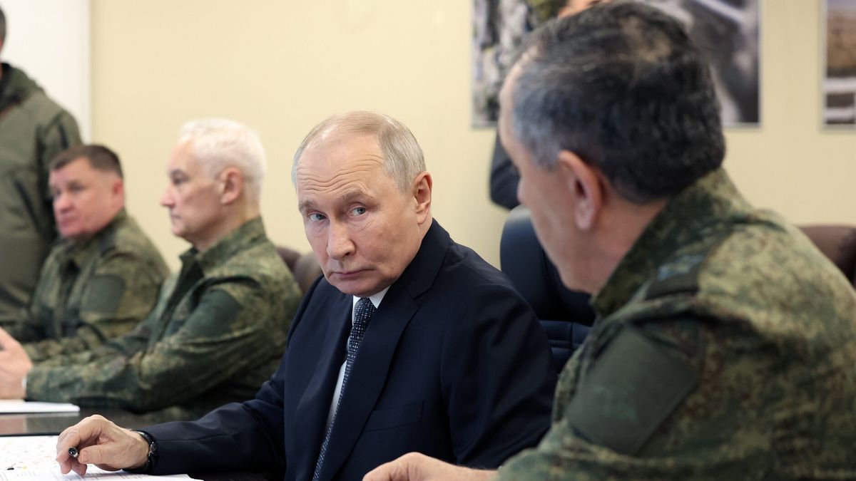 Russian President Putin attends Center-2026 strategic military exercise
CHELYABINSK, RUSSIA - OCTOBER 2: (----EDITORIAL USE ONLY - MANDATORY CREDIT - ' KREMLIN PRESS OFFICE / HANDOUT' - NO MARKETING NO ADVERTISING CAMPAIGNS - DISTRIBUTED AS A SERVICE TO CLIENTS----) Russian President Vladimir Putin attends the Center-2026 strategic command and staff exercise at the Chebarkul military training ground in the Chelyabinsk region of Russia, on October 2, 2026. (Photo by Kremlin Press Office / Handout /Anadolu via Getty Images)
Anadolu
strategic military exercise, center-2026 exercise, chebarkul military training ground, russian, center-2026, russian president vladimir putin, ommand and staff exercise, strategic command and staff exercise, strategic exercise, center 2026