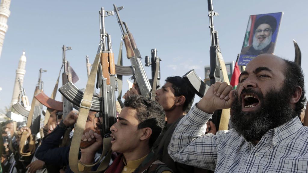 Protest against Israel in Yemen on the anniversary of October 7 attacks
SANAA, YEMEN - OCTOBER 07: Hundreds of people including armed groups, carrying Hezbollah flags, Palestinian and Lebanese flags, chant slogans and protest against Israel's attacks on Lebanon and Gaza, in Sanaa, Yemen on October 07, 2024. (Photo by Mohammed Hamoud/Anadolu via Getty Images)
Anadolu
palestinians, hezbollah flag, gaza