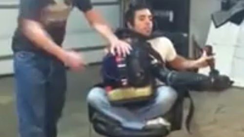 Dmuchawa do liści + wariat na obrotowym krześle [wideo] 1