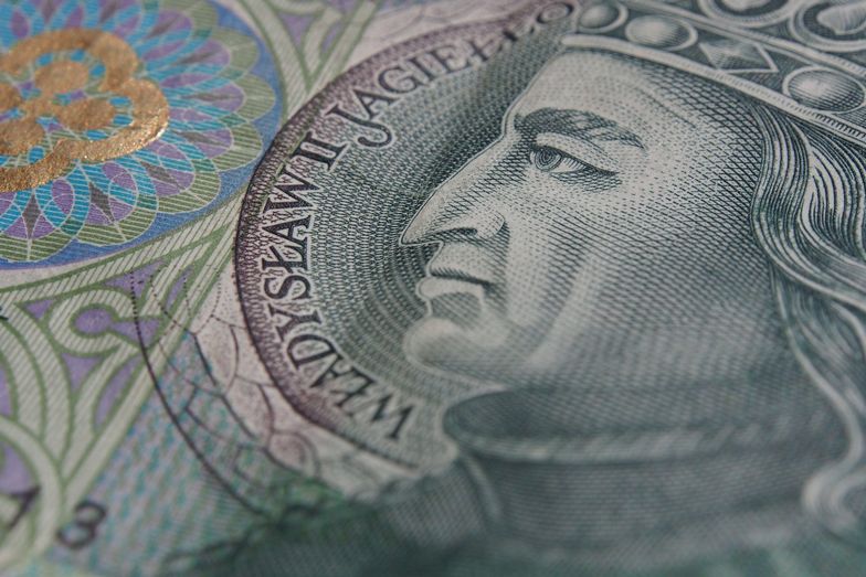 Płock zaciągnie kredyt z EBI na 150 mln zł i wyemituje obligacje za 50 mln zł