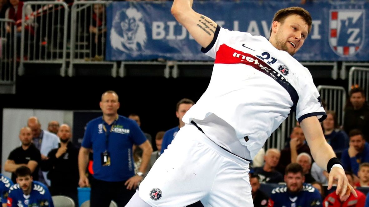 PAP/EPA / ANTONIO BAT / Na zdjęciu: Kamil Syprzak