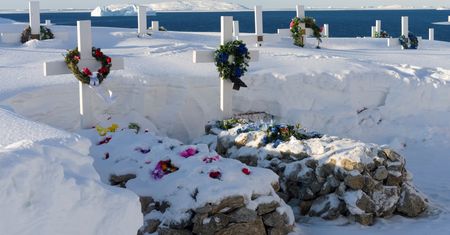 Wszystkich Świętych. Groby pod śniegiem?! Prognoza rozwiewa wątpliwości