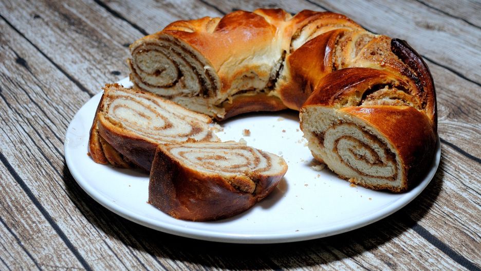 Ciasto drożdżowe z cynamonem