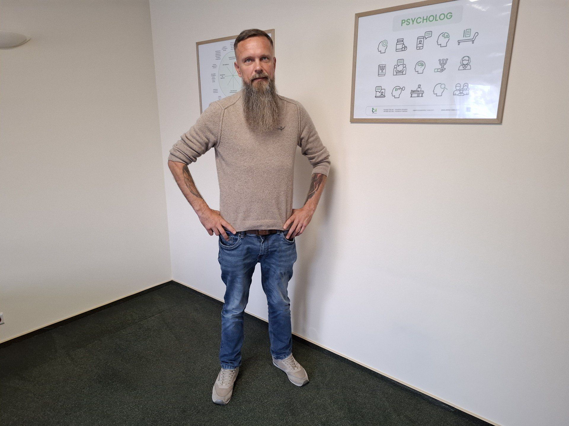 Mariusz Surowiec namawia rodziców, że jeśli tylko zauważą, że ich dziecko eksperymentuje z alkoholem czy środkami psychoaktywnymi, żeby od razu zgłosili się do poradni.