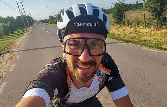 Dziennikarz potrącony przez samochód. Bliscy apelują o oddawanie krwi i szukają świadków