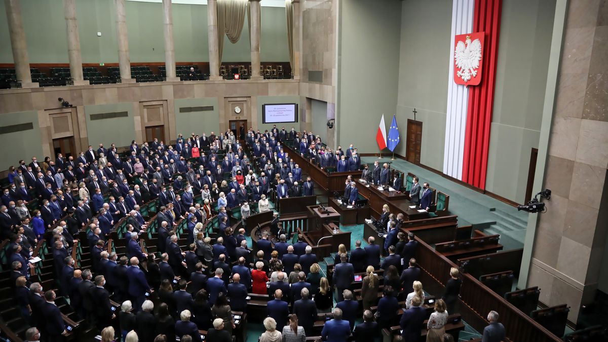 Akcyza w górę. Opozycja miała szansę zablokować podwyżkę podatku 