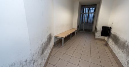 Problemy owianej złą sławą izby wytrzeźwień. Lekarze nie chcą tam pracować