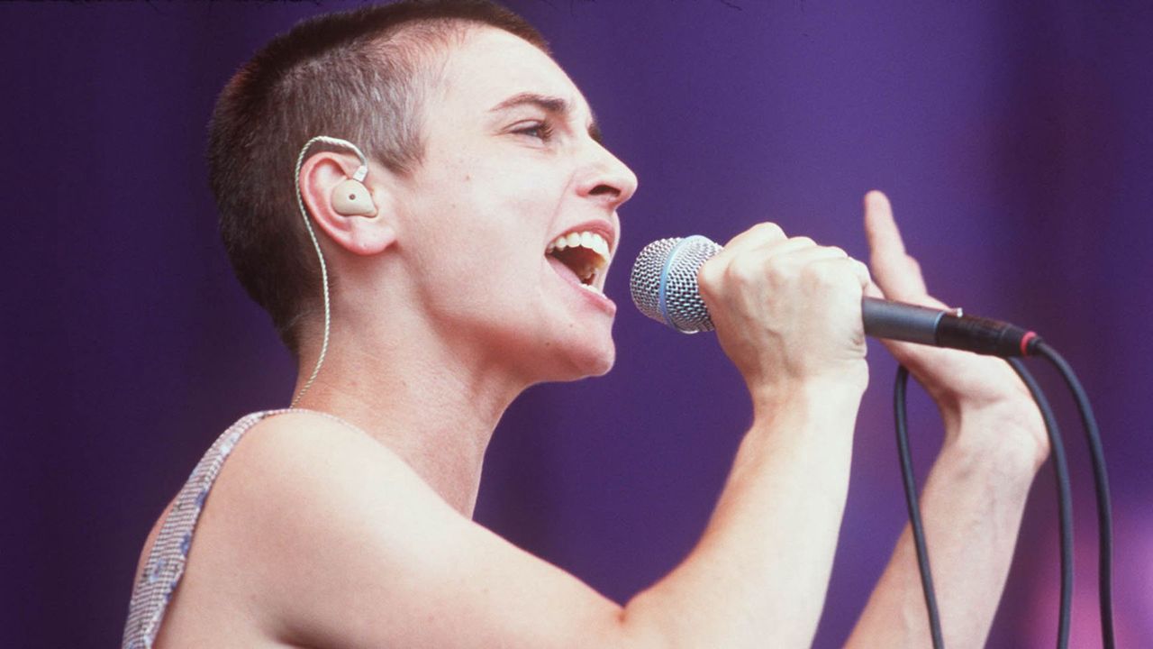 Sinead O'Connor łączyły z dziećmi trudne relacje. Piosenkarka obwiniała się o śmierć syna