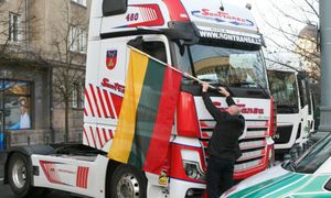 Żądają uwolnienia litewskich ciężarówek. Straty liczone są w milionach euro