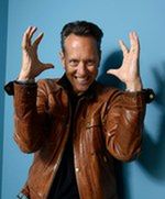 ''Gra o tron'': Richard E. Grant dołączył do obsady serialu