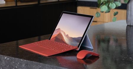 Microsoft Surface Pro 7: spróbowali z chłodzeniem pasywnym i nie wyszło