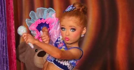 Kynlee Heiman w wieku sześciu lat zdobyła tytuł "królowej piękności". Tak mała miss wygląda bez makijażu