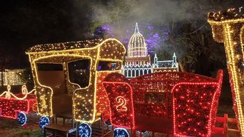 Pruszcz Gdański: Lumina Park rozbłysnął milionem światełek