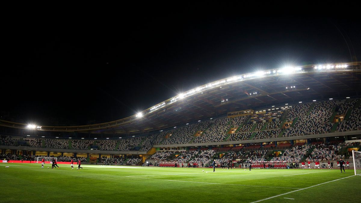 Zdjęcie okładkowe artykułu: Getty Images / Carlos Costa/NurPhoto  / Na zdjęciu: Municipal de Leiria Stadium