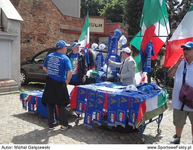 Stoisko Włochów przy Złotej Bramie nie cieszyło się wielkim zainteresowaniem (fot. Michał Gałęzewski)