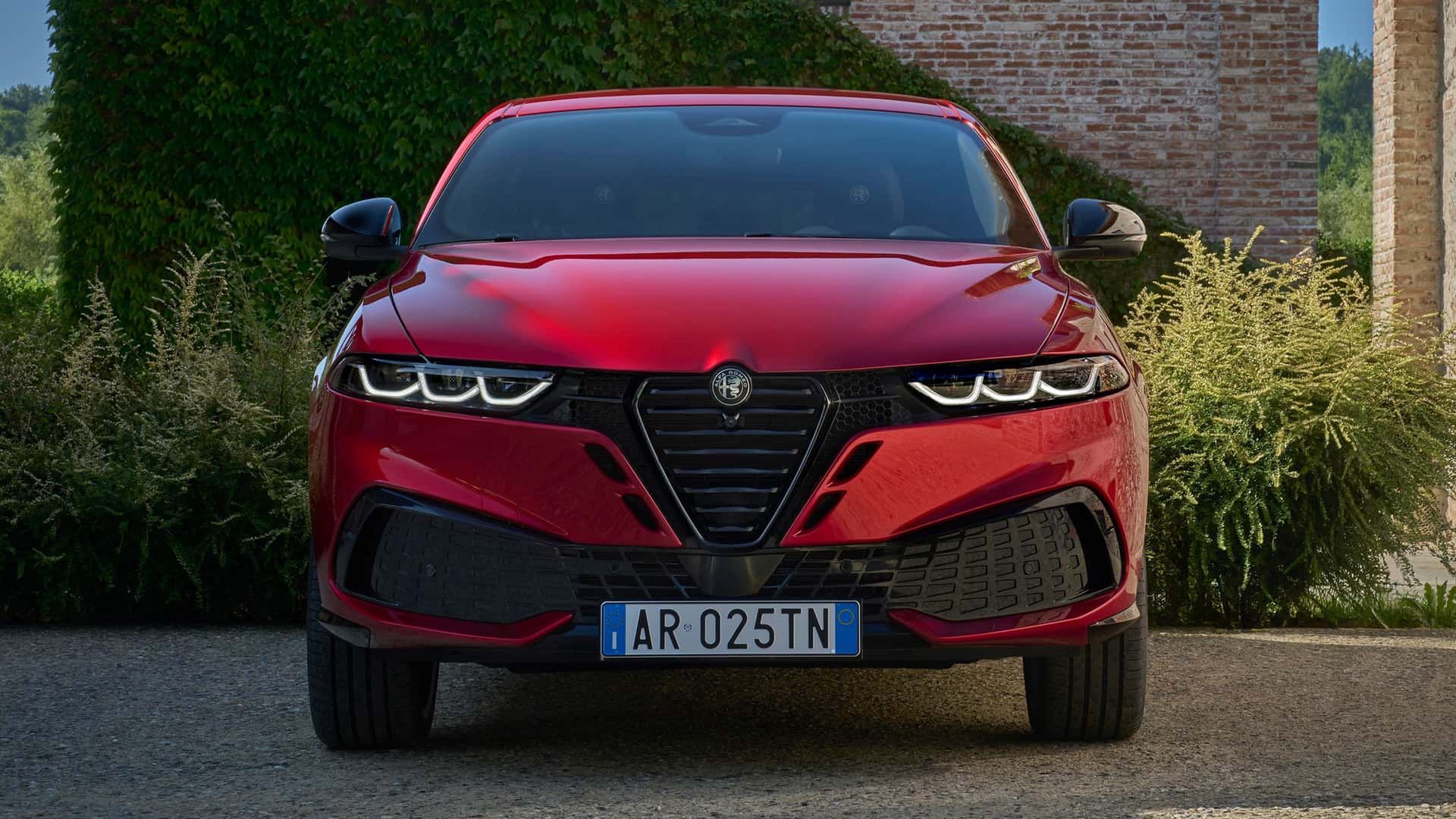 Odświeżona Alfa Romeo Tonale 