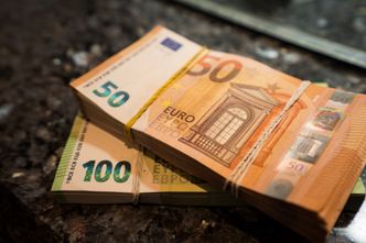 Kursy walut NBP 08.08.2020 Sobotni kurs euro, funta, dolara i franka szwajcarskiego