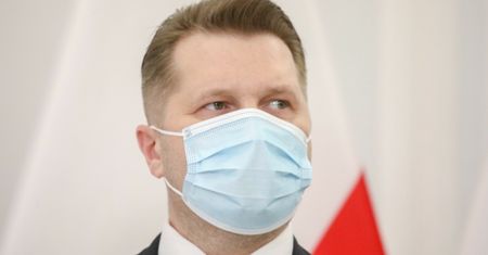 Będą zmiany w podręcznikach. Nowy kanon lektur od września 2021
