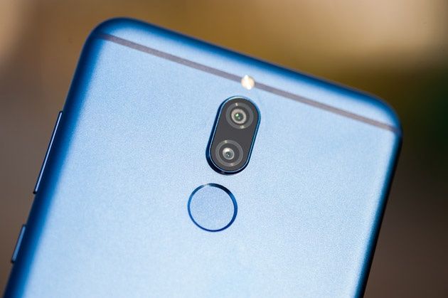 Mate 10 Lite - metalowa obudowa
