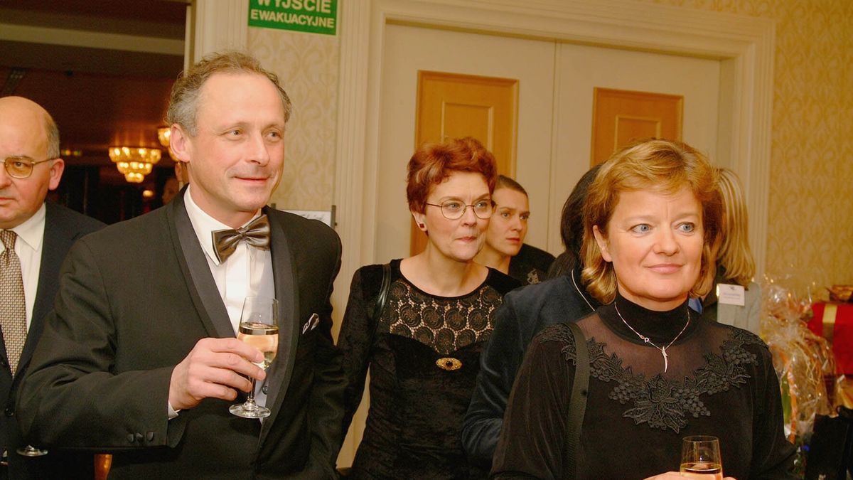 Paweł Wawrzecki z żoną na początku 2002 roku.
