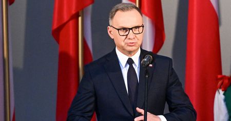 Duda zwrócił się do Nawrockiego. "Dziękuję za heroiczną walkę"