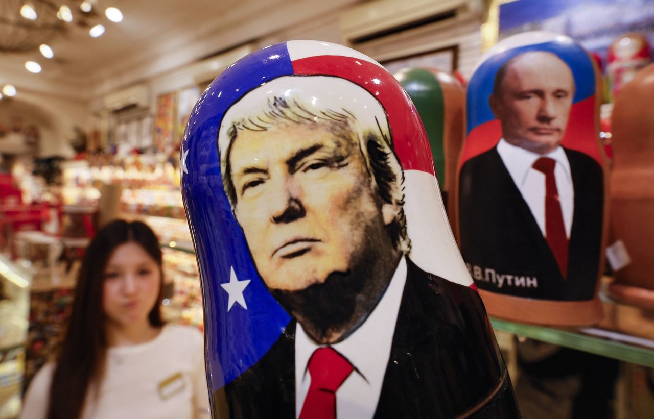Kremlin cheers Trump win, oligarchs doubt sanctions relief