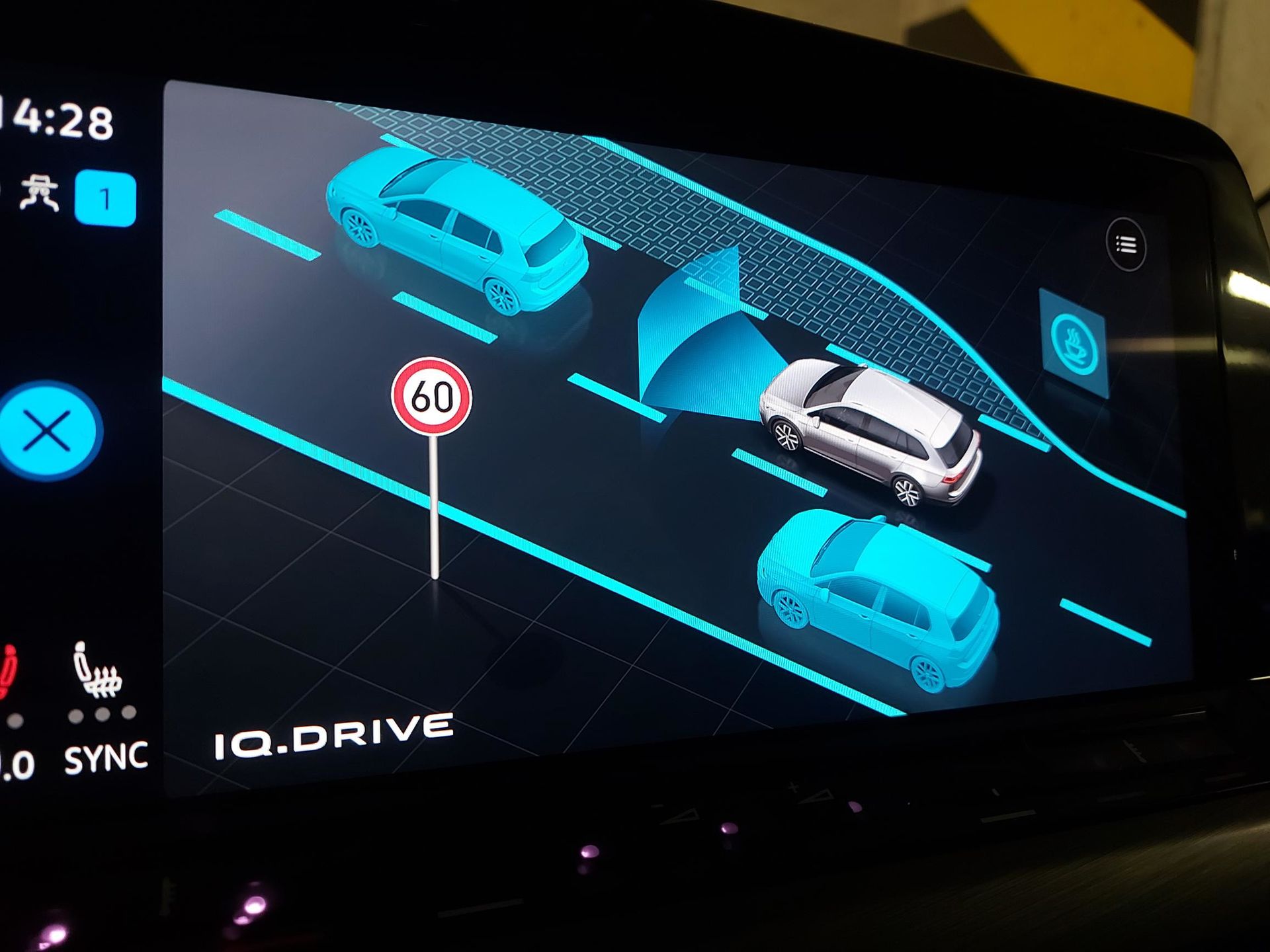 System będzie można wyłączyć, ponieważ technika czasami zawodzi. Wtedy auto mogłoby niepotrzebnie zwalniać