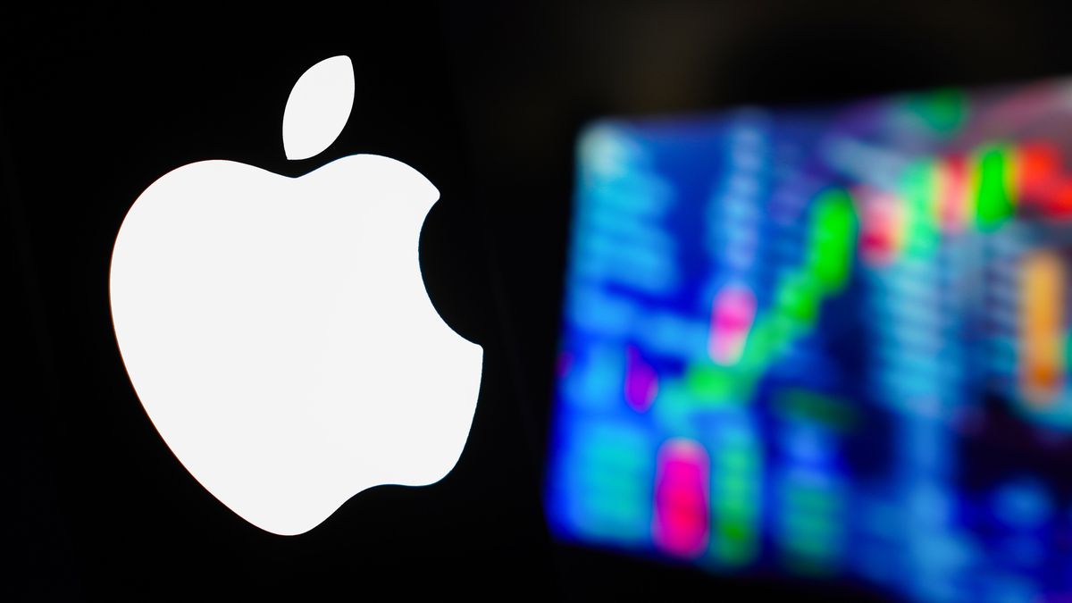 BRAZIL - 2024/03/15: In this photo illustration, the Apple Inc. logo is displayed on a smartphone screen, with a graphic representation of the stock market in the background. (Photo Illustration by Rafael Henrique/SOPA Images/LightRocket via Getty Images)