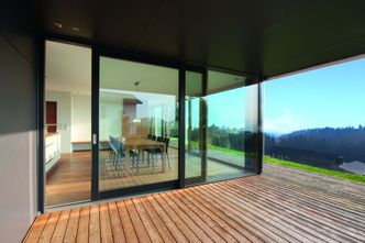 Duże przeszklenia w domach. Okiem eksperta