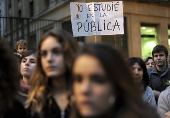 Kryzys w Hiszpanii. Tysięczne demonstracje studentów i nauczycieli