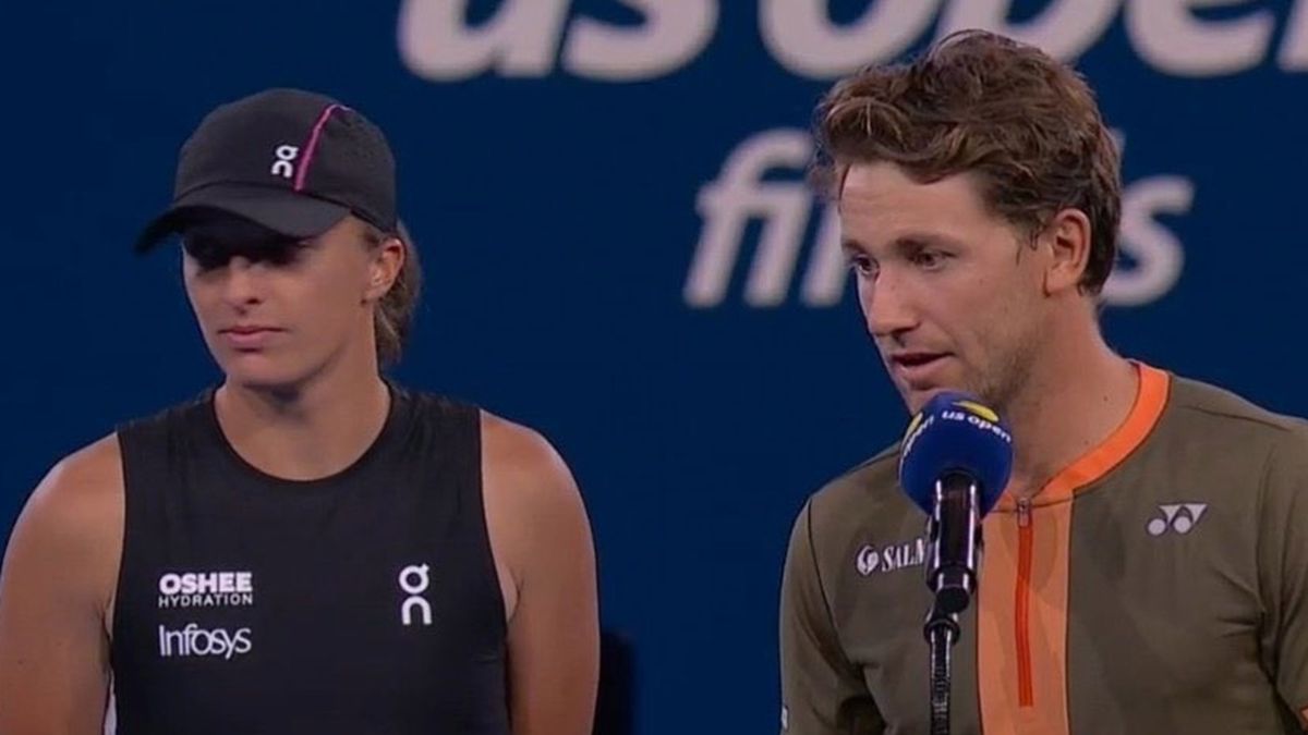 Twitter / TheTennisLetter / Na zdjęciu: Iga Świątek i Casper Ruud