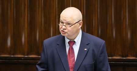 Deflacja w Polsce nie przeszkodziła gospodarce. Prezes NBP podsumowuje 2015 rok