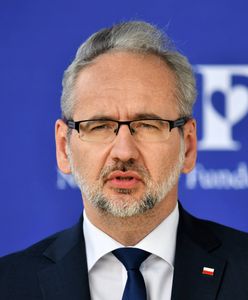 Firma sprawdzi, czy pracownik przyjął szczepionkę? Niedzielski o szczegółach