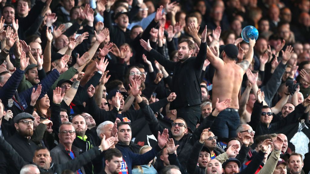 Zdjęcie okładkowe artykułu: Getty Images / Manchester City FC/Manchester City FC / Na zdjęciu: kibice Crystal Palace