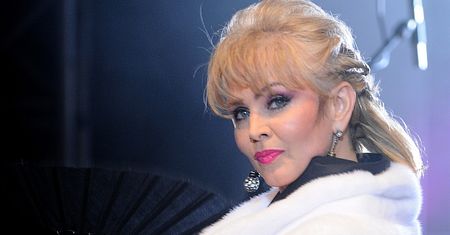 Trojanowska też wydaje autobiografię!