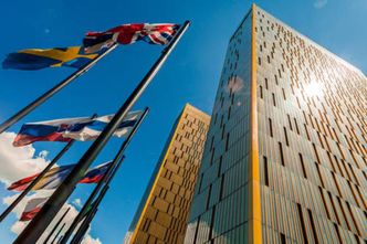 Komisja Europejska skarży Polskę. "Kary mogą być większe niż 100 tys. euro dziennie, bo to recydywa"