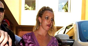 Britney ucieka z Hollywood!