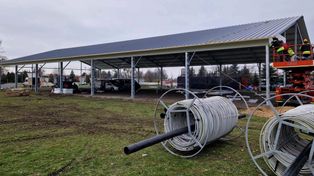 Mielec: Na błoniach powstaje stałe miejskie lodowisko