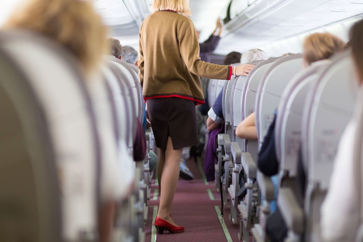 Załogi samolotów mają kłopoty z pijanymi pasażerami: "Wymioty, sikanie na pasażerów i…."